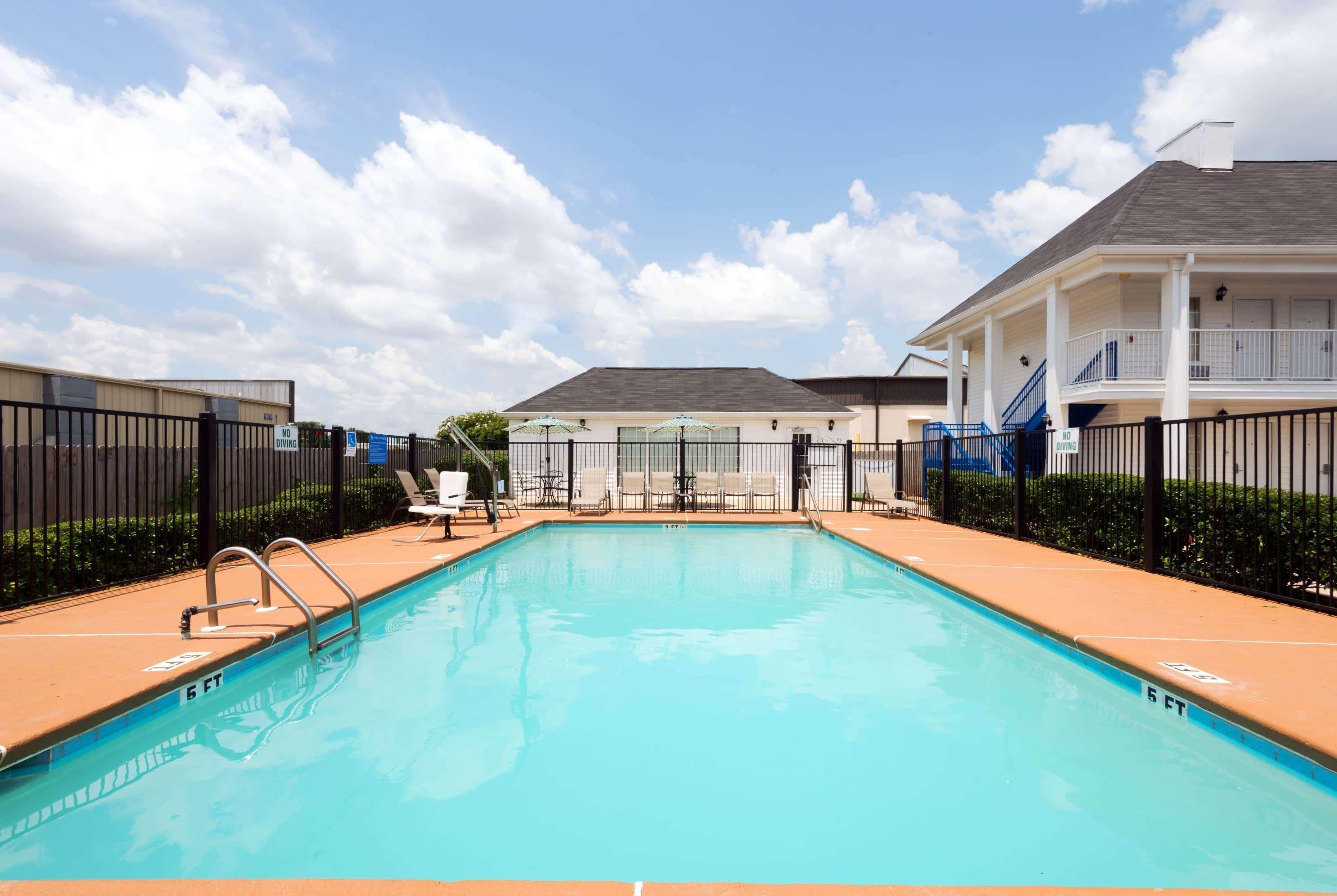 Baymont By Wyndham Prattville - Montgomery Exterior photo